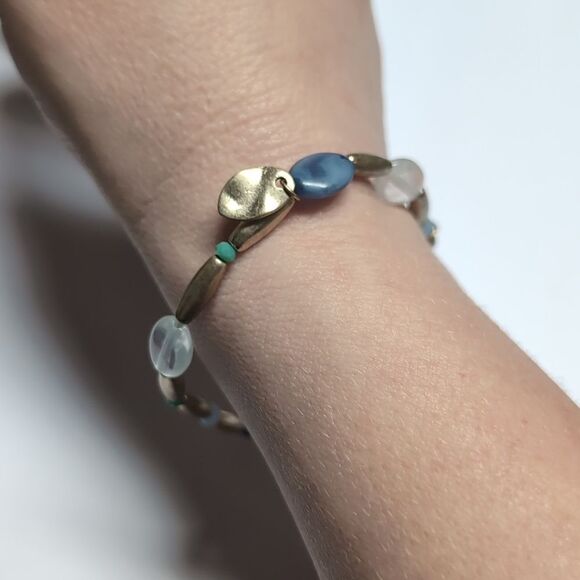 142 Gold and Blue Multicolor Beaded Bracelet‎ - Picture 5 of 5